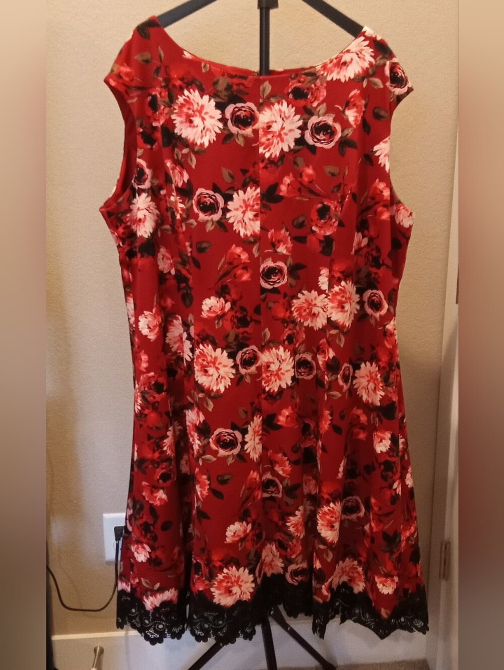 Roz & Ali Red Floral Midi Dress with Black Lace Trim